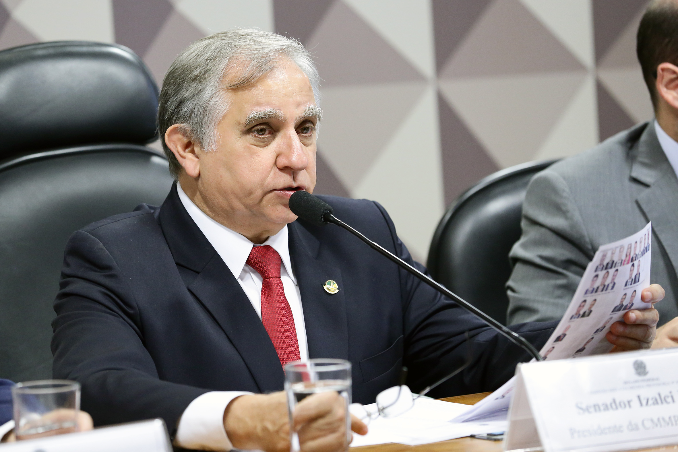 Audiência pública para debater a Medida Provisória nº 871, de 2019. Sen. Izalci Lucas