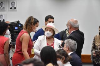 Ato pela assinatura da Convenção 190 da OIT - Organização Internacional do Trabalho sobre violência e assédio no trabalho. Dep. Tereza Nelma PSDB - AL