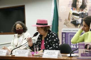 Premiação da 8ª Edição do Concurso sobre a Lei Maria da Penha. Dep. Tereza Nelma PSD - AL ;  Maria Elisa Diniz - Oficial Senior de Relações Externas do Banco Mundial ; Kaliana Kalache - Gerente de Políticas Públicas do Facebook/Meta