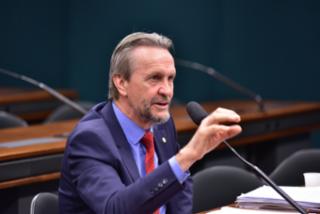 Definição de Temas dos Estudos do Centro de Estudos e Debates estratégicos. Dep. Pedro Uczai (PT - SP)