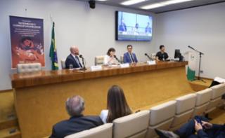 Seminário “Desafios e experiências de ampliação da licença-maternidade”.