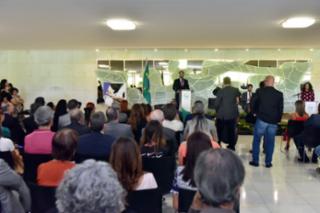 Homenagem aos servidores com mais de 30 anos de Casa