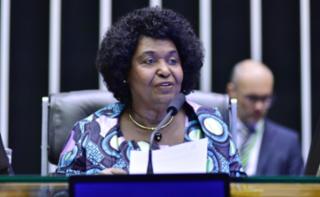 Homenagem à Campanha Mundial de 21 Dias de Ativismo pelo Fim da Violência Contra as Mulheres. Dep. Benedita da Silva (PT - RJ)