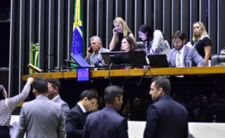 Discussão e votação de propostas.