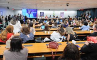 Seminário: Elas querem igualdade. Deputada Distrital, Dayse Amarilio. Vice-governadora do Distrito Federal, Celina Leão. Dep. Maria do Rosário (PT - RS). Dep. Benedita da Silva (PT - RJ). Dep. Soraya Santos (PL - RJ). Presidente Nacional do Grupo Mulheres do Brasil, Luiza Helena Trajano. Presidente do Grupo Mulheres do Brasil - Brasília. Janete Vaz.