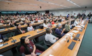 Seminário: Elas querem igualdade.