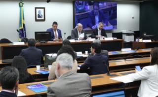 Audiência Pública - Alterações Legislativas para Reindustrialização Brasileira no Setor Químico. Dep. Da Vitória (PP - ES); Dep. Dr. Luiz Ovando (PP - MS) e Consultor legislativo - Câmara dos Deputados, Pedro Garrido