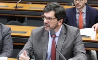 Audiência Pública - Alterações Legislativas para Reindustrialização Brasileira no Setor Químico. 	Presidente Executivo - Associação Brasileira da Indústria Química (Abiquim), André Passos Cordeiro