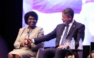1ª Reunião de Mulheres Parlamentares. Dep. Benedita da Silva (PT - RJ) e Presidente da Câmara dos Deputados, Arthur Lira