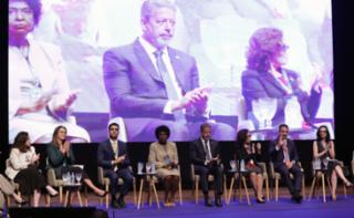 1ª Reunião de Mulheres Parlamentares.