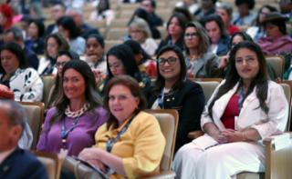 1ª Reunião de Mulheres Parlamentares.