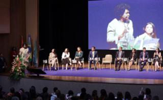 1ª Reunião de Mulheres Parlamentares.