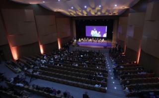 1ª Reunião de Mulheres Parlamentares.