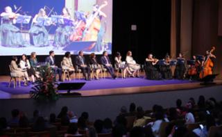 1ª Reunião de Mulheres Parlamentares.