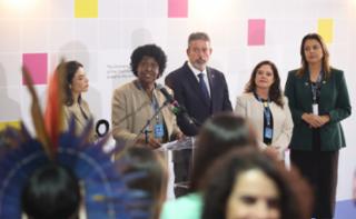 Abertura da Exposição “Mulheres no Poder” - Opening of the Exhibition “Women in Power” - Apertura de la Exposición “Mujeres en el Poder”. Dep. Yandra Moura (UNIÃO - SE), Dep. Benedita da Silva (PT - RJ), Presidente da Câmara dos Deputados, Arthur Lira, Dep. Soraya Santos (PL - RJ) e Senadora, Leila Barros