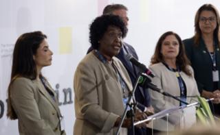 Abertura da Exposição “Mulheres no Poder” - Opening of the Exhibition “Women in Power” - Apertura de la Exposición “Mujeres en el Poder”.  Dep. Benedita da Silva (PT - RJ)