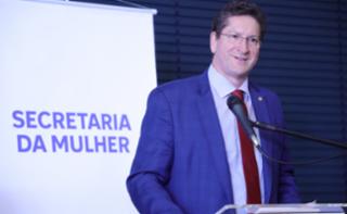 Agosto Lilás - Aniversário de 18 anos da Lei Maria da Penha e da Lei da violência política; lançamento do Concurso de obras audiovisuais sobre o enfrentamento da violência contra a mulher. Dep. Jilmar Tatto
	(PT - SP).