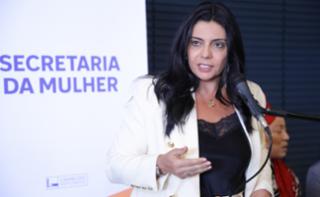 Agosto Lilás - Aniversário de 18 anos da Lei Maria da Penha e da Lei da violência política; lançamento do Concurso de obras audiovisuais sobre o enfrentamento da violência contra a mulher. Dep. Delegada Ione
	(AVANTE - MG).