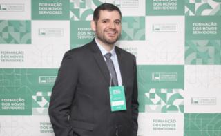 Cerimônia de posse dos novos servidores - Analistas e Consultores Legislativos. Servidor, Bruno Damasceno Cavalcante Castelo Branco