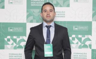 Cerimônia de posse dos novos servidores - Analistas e Consultores Legislativos. Diego Raphael Cambraia de Alencar