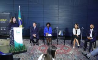 Assinatura do protocolo para combate à violência política contra mulheres.