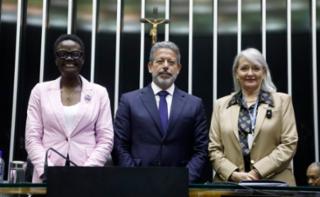 Sessão de encerramento - Closing session - Clausura. Inter-Parlamentary Union Speaker, Mrs Tulia Ackson. Presidente da Câmara dos Deputados do Brasil, Arthur Lira (PP - AL) e South Africa Speaker, Annelie Lotriet.