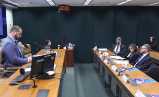 Experiências internacionais no enfrentamento à violência escolar. Dep. Dr. Victor Linhalis (PODE - ES)