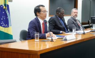 Impactos da Inteligência Artificial na Economia. Pesquisador - Instituto de Pesquisa Econômica Aplicada (IPEA), Luis Claudio Kubota; Dep. Helio Lopes (PL - RJ) e Secretário Executivo do CEDES e Diretor da Consultoria Legislativa, Aurélio Guimarães Palos