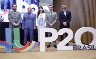Lançamento do documentário sobre a 10ª Cúpula de Presidentes de Parlamentos do G20 (P20) e homenagem aos servidores que trabalharam no evento. Assessor diplomático e membro do Grupo de Trabalho da Câmara dos Deputados para o P-20, Nilo Dytz Filho; Diretor Administrativo, Mauro Barreto; Chefe de Gabinete do Presidente da Câmara, Natália Morato Camargos; Diretor-geral da Câmara dos Deputados, Celso de Barros Correia Neto e Diretor da DIREX, Cleber Queiroz Machado