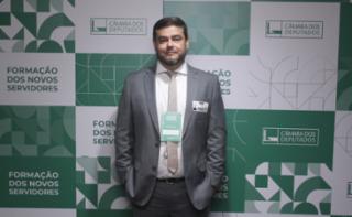 Cerimônia de posse dos novos servidores e fotos oficiais. Servidor, Lucas de Oliveira Jaques