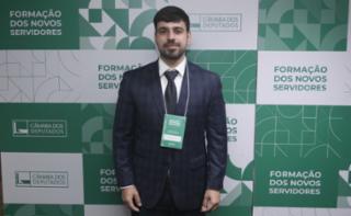 Cerimônia de posse dos novos servidores e fotos oficiais. Servidor, Vinicius Gomes Pereira