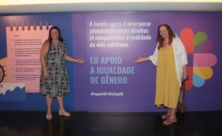 Abertura da exposição Pequim+30 e a Igualdade de Gênero no Parlamento Brasileiro. Dep. Laura Carneiro (PSD - RJ) e Dep. Jandira Feghali (PCdoB - RJ)