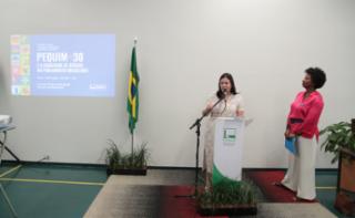 Abertura da exposição Pequim+30 e a Igualdade de Gênero no Parlamento Brasileiro. Dep. Sâmia Bomfim (PSOL - SP) e ONU mulheres, Ana Carolina Querino