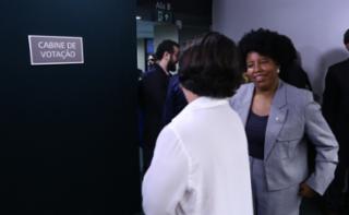 Reunião de eleição para os cargos da Coordenadoria-Geral do Observatório Nacional da Mulher na Política, da Procuradoria da Mulher e da Coordenadoria dos Direitos da Mulher. Dep. Lenir de Assis (PT - PR) e Dep. Jack Rocha (PT - ES)