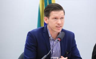 Audiência Pública - Proposta de Ratificação da Convenção 190 da OIT pelo Brasil - que visa eliminar a violência e o assédio no trabalho. 	Representante da Fundação Friedrich Ebert no Brasil - Fundação Friedrich Ebert no Brasil, Jan Souverein