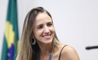 Cerimônia de abertura do Mês do Servidor. Diretora-Geral Adjunta, Amanda Maria Ramalho de Carvalho