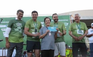 3ª Corrida Vertical. Presidente Sindilegis, Alison Souza. Dep. Carlos Veras (PT - PE). Terceirizada, Maria Julia. Diretor-Geral da Câmara dos Deputados, Guilherme Barbosa Brandão e Dep. Rodrigo Rollemberg (PSB-DF).