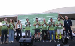 3ª Corrida Vertical. Sindilegis, André Galvão. Diretora Social e Esportiva Sindilegis, Mônica Ramos. Diretora-Geral Adjunta, Amanda Maria Ramalho de Carvalho. Presidente Sindilegis, Alison Souza. Dep. Carlos Veras (PT - PE).  Dep. Rodrigo Rollemberg (PSB-DF). Secretário-geral do Sindilegis, Paulo Cézar Alves. Diretor-geral da Câmara dos Deputados, Guilherme Barbosa Brandão. Diretor Administrativo Sindilegis, Helder Azevedo.