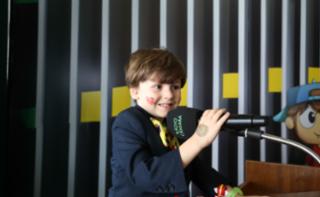 Oficina de Ilustração do Plenarinho. Salão Negro. Participante, José Jota.