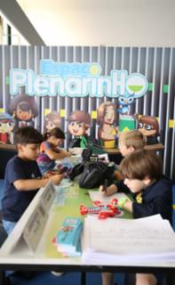 Oficina de Ilustração do Plenarinho. Salão Negro.