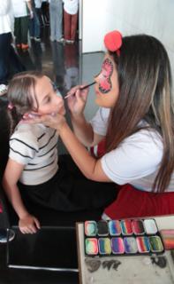 Recreação. Participante, Maya Volker