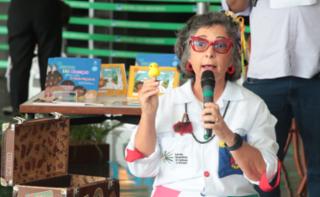 Maratona de colorir. Contadora de hisroria, Corina Oliveira