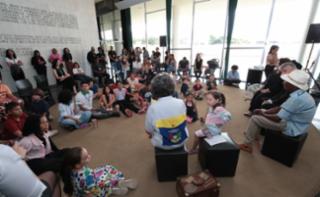 Visita guiada para crianças.