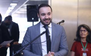 Abertura da exposição Servidores da Câmara: Servidores, vidas além do trabalho. Diretor-Geral da Câmara dos Deputados, Guilherme Barbosa Brandão.