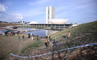 Escorrega no Gramado - Gramado do Congresso.