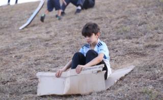 Escorrega no Gramado - Gramado do Congresso. Participante, Lucas Ribeiro
