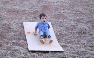 Escorrega no Gramado - Gramado do Congresso. Participante, Francisco Sereno