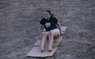 Escorrega no Gramado - Gramado do Congresso. Participante, Laura do Santos