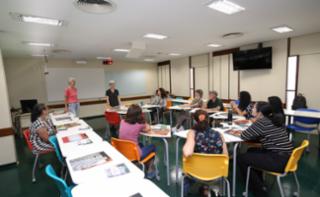 Oficina de Caixinhas.