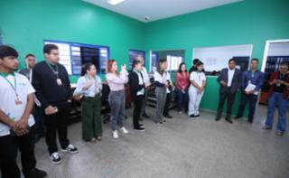 Visita à ONG “Programando o Futuro”, parceira responsável por receber os computadores descartados.